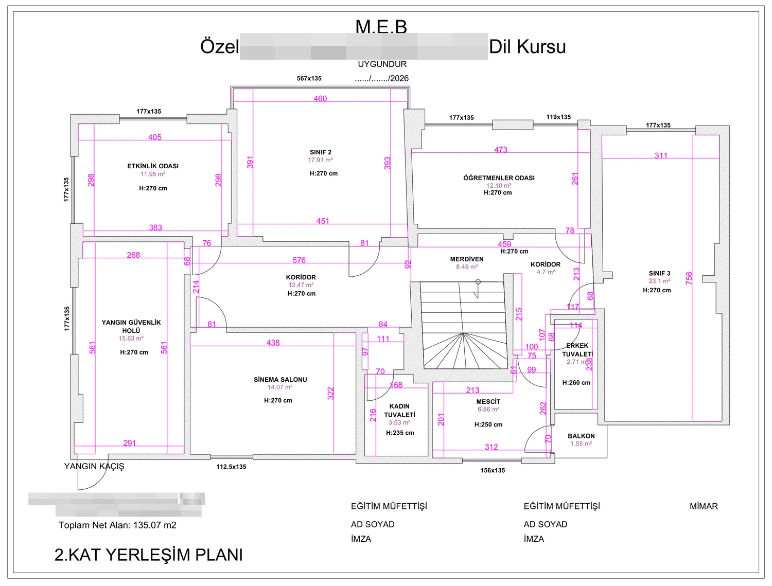 MEB özel dil kursu 2. kat yerleşim planı örneği — sınıf 2 ve sınıf 3, öğretmenler odası 12,10 m², etkinlik odası, sinema salonu, mescit, toplam net 135,07 m²